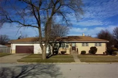 7922 Madison St, Munster, IN 46321 photo 1