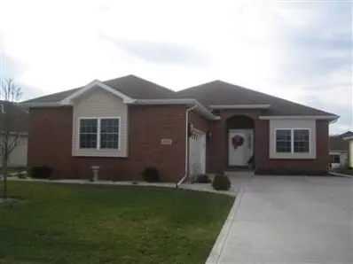 855 E Clearwater Cv, Crown Point, IN 46307 photo 1