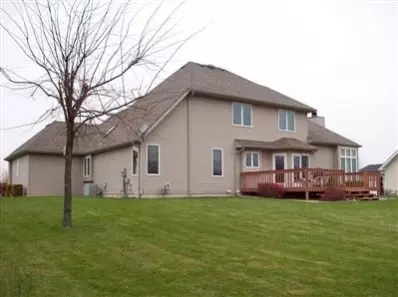 8375 Lantern View Ln, Saint John, IN 46373 photo 3