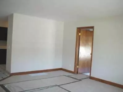 4780 Ralston Pl, Griffith, IN 46319 photo 2