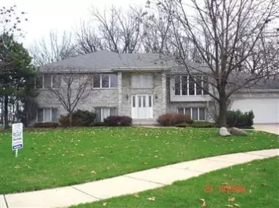 619 Heather Ct, Griffith, IN 46319 photo 1