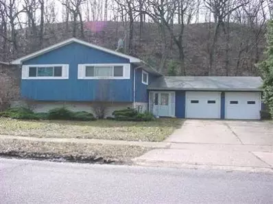 8401 Hickory Ave, Gary, IN 46401 photo 1