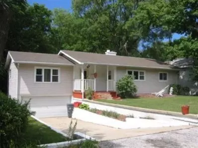 8524 Maple Ave, Gary, IN 46403 photo 1