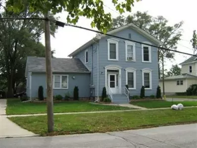 217-301 E Clark St, Crown Point, IN 46307 photo 1