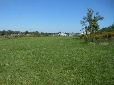 239 W Hampton Manor Ln, Valparaiso, IN 46385 photo 1