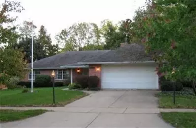 1215 Cheyenne Dr, Crown Point, IN 46307 photo 1