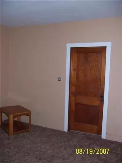 614 E State St, Morocco, IN 47963 photo 7