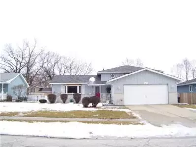 607 N Rueth Dr, Griffith, IN 46319 photo 1