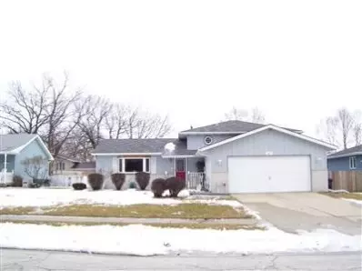 607 N Rueth Dr, Griffith, IN 46319 photo 1