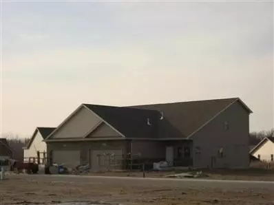 536 Clover Ln, Griffith, IN 46319 photo 1