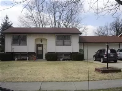 235 Walnut Ln, Crown Point, IN 46307 photo 1