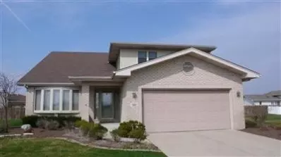132 Eagle Ct, Dyer, IN 46311 photo 1