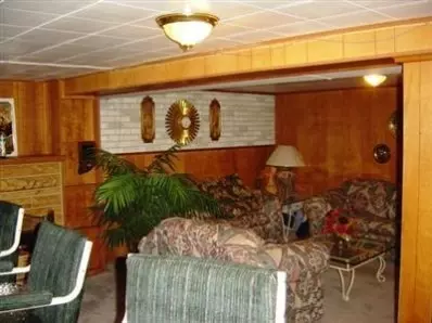 3985 Virginia, Gary, IN 46409 photo 4