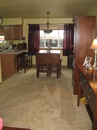 1237 Rennselaer Ct, Griffith, IN 46319 photo 5
