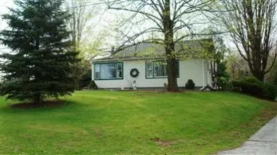 6152 E Bootjack Rd, Rolling Prairie, IN 46371 photo 1