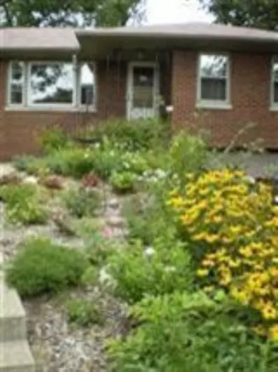 2424 Crest Rd, Gary, IN 46408 photo 3