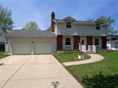 9312 Walnut, Munster, IN 46321 photo 1