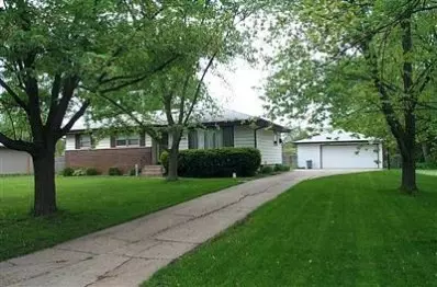 8020 Rhode Ct, Dyer, IN 46311 photo 1