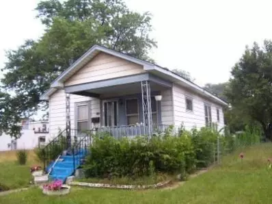 529 Matthews St, Gary, IN 46406 photo 1