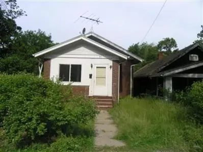 830 Elkhart St, Gary, IN 46403 photo 1