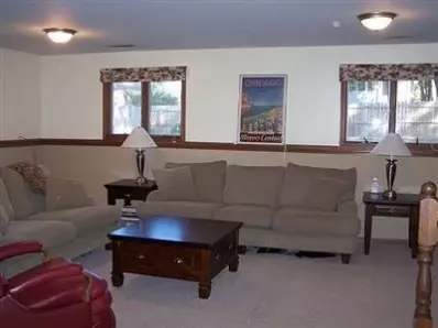 631 N Rueth Dr, Griffith, IN 46319 photo 7