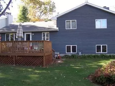 631 N Rueth Dr, Griffith, IN 46319 photo 2