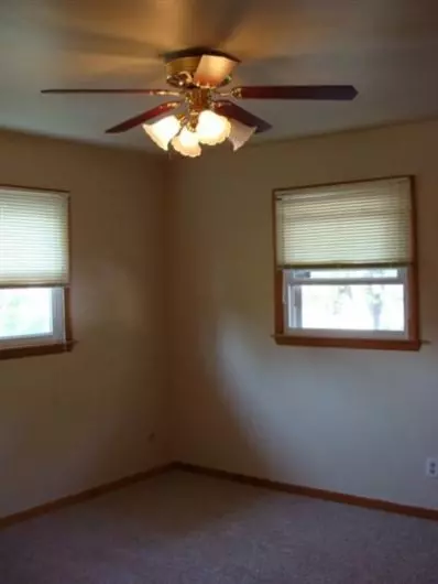 602 E Ash St, Griffith, IN 46319 photo 9