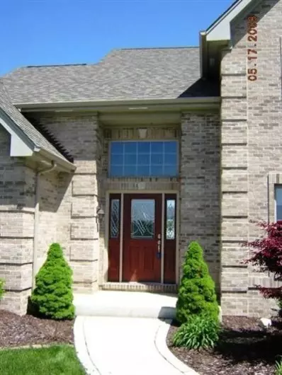 8684 Doubletree Dr, Crown Point, IN 46307 photo 2