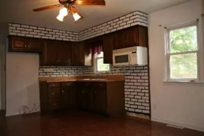 810 N Lafayette, Griffith, IN 46319 photo 3