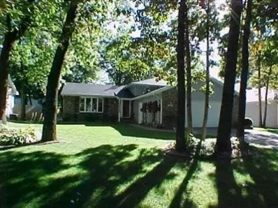 417 Cambridge, Griffith, IN 46319 photo 1