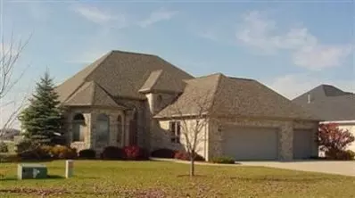10148 N Doubletree Dr, Crown Point, IN 46307 photo 1