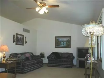 7022 Spring Ct, De Motte, IN 46310 photo 6