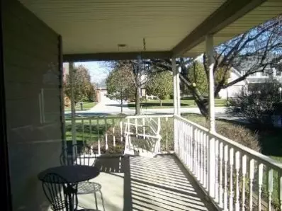 10334 Fox Run, Munster, IN 46321 photo 4