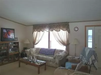 4218 S 300, La Porte, IN 46350 photo 2