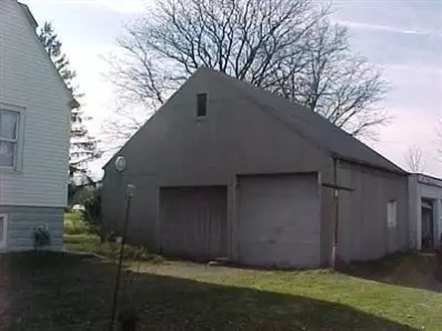 4524 Whitcomb St, Gary, IN 46408 photo 4