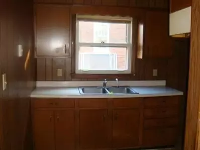41 E Waltham St, Hammond, IN 46320 photo 9