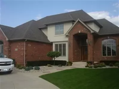 10023 Sequoia Ln, Munster, IN 46321 photo 3