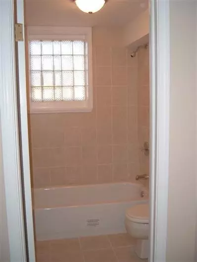 630 N Wheeler Ave, Griffith, IN 46319 photo 9