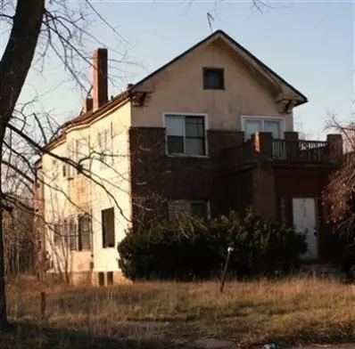 210 Bridge St, Gary, IN 46404 photo 2