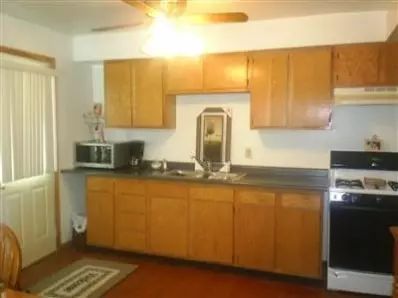 2828 Hanley St, Gary, IN 46404 photo 3