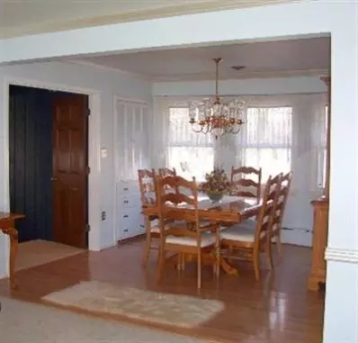 200 W Pine St, Griffith, IN 46319 photo 5