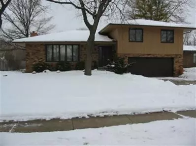 1419 Oriole Dr, Munster, IN 46321 photo 1