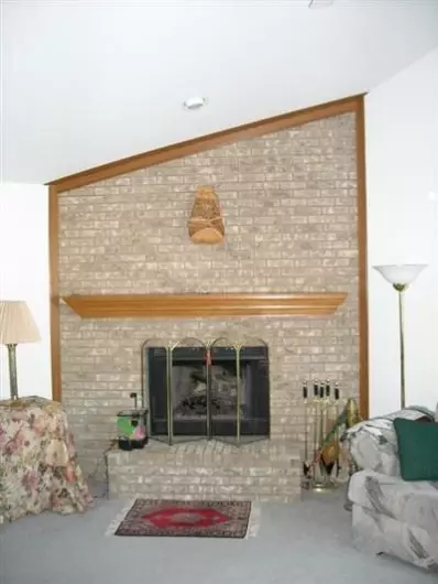 1960 W Ash St, Griffith, IN 46319 photo 5