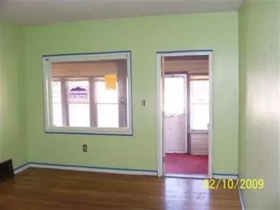 1025 E Glen Park Ave, Griffith, IN 46319 photo 2