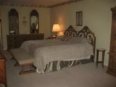 928 Cornwallis Ln, Munster, IN 46321 photo 9