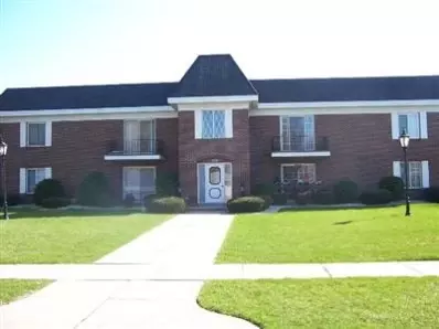 920 Camellia Dr #6, Munster, IN 46321 photo 1