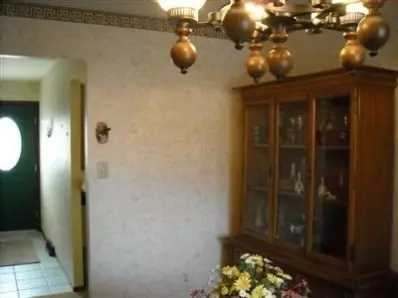 614 E Ash Pl, Griffith, IN 46319 photo 6