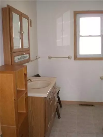 514 S Broad St, Griffith, IN 46319 photo 5