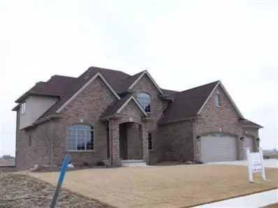 10351 Silver Maple Dr, Saint John, IN 46373 photo 2
