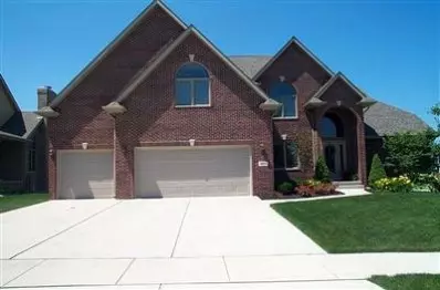 185 Indigo Dr, Dyer, IN 46311 photo 1
